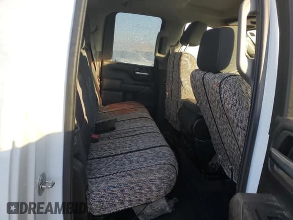 ✅ 2022 Chevrolet Silverado 2500HD LT • VIN: 1GC5YNE73NF322198 • Лот: 89390125. Опубликован ранее на Copart с пробегом Не указан. Бесплатный доступ к архиву аукционных продаж из США и подробный отчёт об истории автомобиля на DreamBid. Изображение 10.