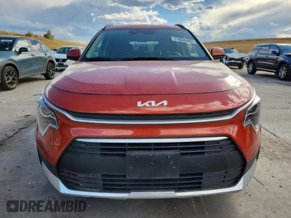 ✅ 2023 Kia Niro LX • VIN: KNDCP3LE0P5094122 • Лот: 71884345. Опубликован ранее на Copart с пробегом Не указан. Бесплатный доступ к архиву аукционных продаж из США и подробный отчёт об истории автомобиля на DreamBid. Изображение 5.