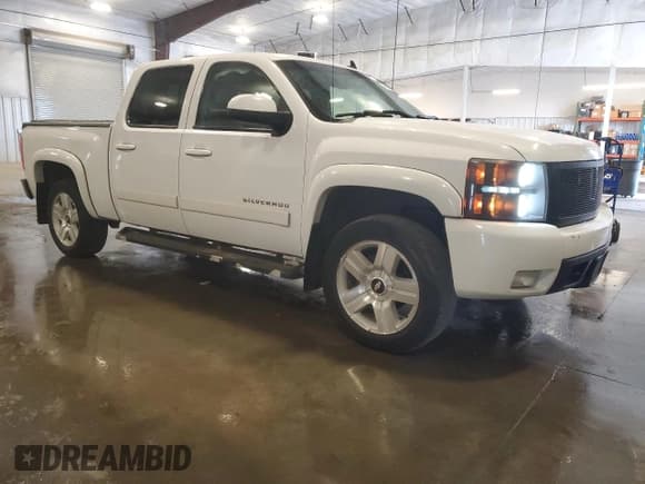 ✅ 2007 Chevrolet Silverado 1500 LTZ • VIN: 2GCEK13Y171508984 • Lot: 64838095. Listed on Copart with 185,141 mi. Free auction sales archive from the USA and detailed vehicle history report at DreamBid. Image 4.