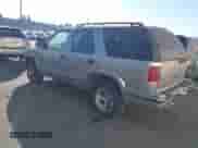 1999 Chevrolet Blazer Trailblazer with VIN 1GNCS13W9X2245852, listed as a IAAI auction lot 41451063 with Not provided miles and . Bid and sale history available at DreamBid. Image 3.