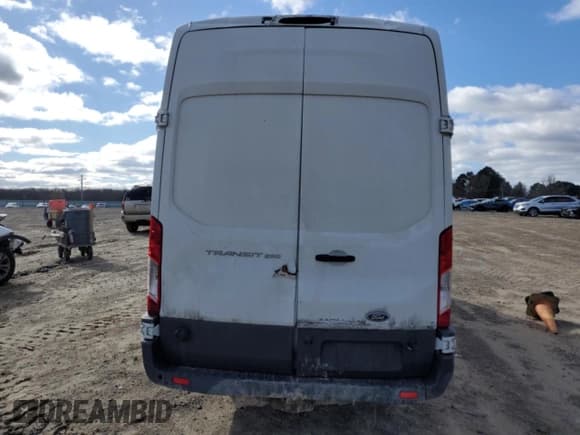 ✅ 2016 Ford Transit Cargo • VIN: 1FTYR3XM0GKA50477 • Lot: 47836015. Listed on Copart with 392,762 mi. Free auction sales archive from the USA and detailed vehicle history report at DreamBid. Image 6.