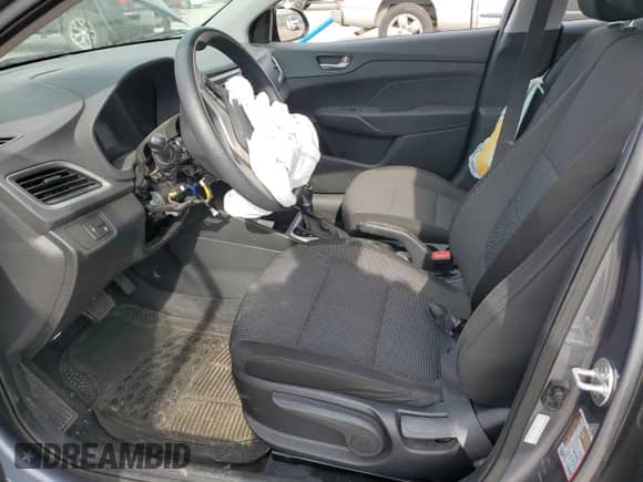 2020 Hyundai Accent SE z VIN 3KPC24A65LE115125, wystawiony jako Copart lot #42915904 z przebiegiem 52 946 mil mil oraz . Historia ofert i sprzedaży dostępna na DreamBid. Obrazek 7.