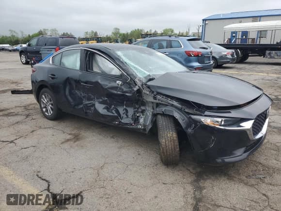 ✅ 2021 Mazda 3 S • VIN: JM1BPAAL5M1311166 • Lot: 55552095. Listed on Copart with 41,811 mi. Free auction sales archive from the USA and detailed vehicle history report at DreamBid. Image 4.