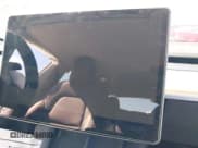 ✅ 2023 Tesla Model 3 • VIN: 5YJ3E1EA1PF606036 • Lot: 43476297. Wystawiony na IAAI z przebiegiem Nie podano. Bezpłatny archiwum sprzedaży aukcyjnych z USA i szczegółowy raport historii pojazdu na DreamBid. Zdjęcie 19.