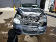 ✅ 2010 Volkswagen Jetta SE • VIN: 3VWRZ7AJ0AM066394 • Lot: 53861345. Wystawiony na Copart z przebiegiem 110 916 mil. Bezpłatny archiwum sprzedaży aukcyjnych z USA i szczegółowy raport historii pojazdu na DreamBid. Zdjęcie 5.