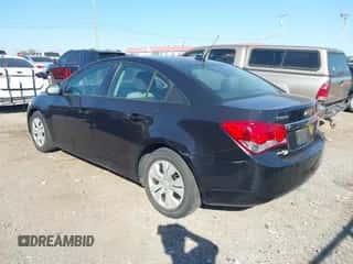 2013 Chevrolet Cruze LS с VIN 1G1PA5SH7D7181258, выставлен на аукционе IAAI как лот 43444590 с пробегом 240 428 миль миль и . История ставок и продаж доступна на DreamBid. Изображение 3.