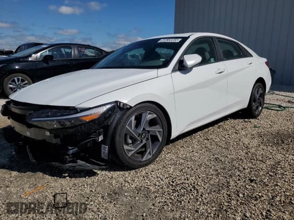 ✅ 2025 Hyundai Elantra SEL Convenience • VIN: KMHLS4DG1SU924590 • Lot: 90633065. Wystawiony na Copart z przebiegiem 14 548 mil. Bezpłatny archiwum sprzedaży aukcyjnych z USA i szczegółowy raport historii pojazdu na DreamBid. Zdjęcie 1.