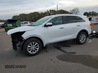 ✅ 2017 Kia Sorento LX • VIN: 5XYPGDA59HG292443 • Lot: 91789645. Listed on Copart with 98,187 mi. Free auction sales archive from the USA and detailed vehicle history report at DreamBid. Image 1.