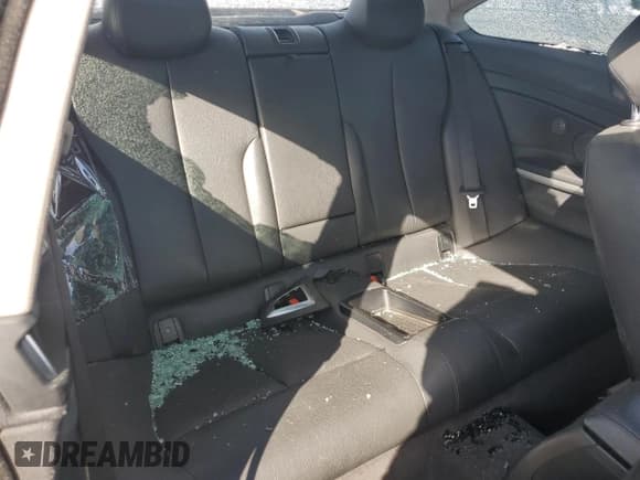 ✅ 2014 BMW 4 Series 435i • VIN: WBA3R1C5XEK192682 • Lot: 71275135. Listed on Copart with 134,675 mi. Free auction sales archive from the USA and detailed vehicle history report at DreamBid. Image 10.