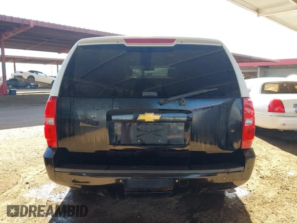 ✅ 2014 Chevrolet Tahoe Commercial • VIN: 1GNLC2E06ER199722 • Lot: 43658351. Wystawiony na IAAI z przebiegiem 165 433 mil. Bezpłatny archiwum sprzedaży aukcyjnych z USA i szczegółowy raport historii pojazdu na DreamBid. Zdjęcie 16.