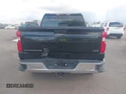 ✅ 2021 Chevrolet Silverado 1500 LTZ • VIN: 1GCUYGET2MZ332867 • Lot: 43314701. Wystawiony na IAAI z przebiegiem 68 138 mil. Bezpłatny archiwum sprzedaży aukcyjnych z USA i szczegółowy raport historii pojazdu na DreamBid. Zdjęcie 15.