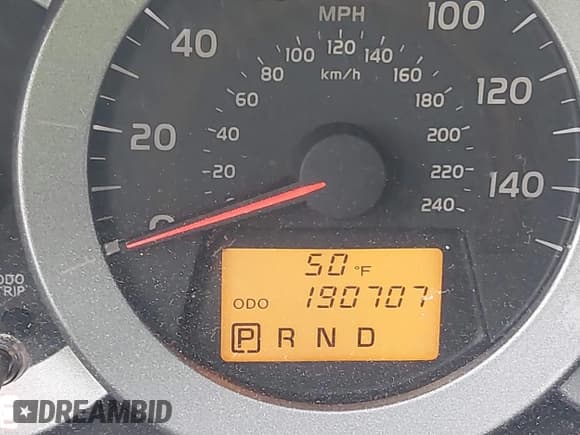 ✅ 2010 Toyota RAV4 Limited • VIN: 2T3YK4DV3AW008620 • Lot: 41748119. Listed on IAAI with 190,707 mi. Free auction sales archive from the USA and detailed vehicle history report at DreamBid. Image 15.