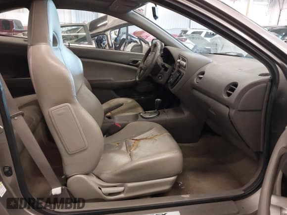 ✅ 2004 Acura RSX • VIN: JH4DC54844S017415 • Лот: 42432831. Опубликован ранее на IAAI с пробегом 208 707 миль. Бесплатный доступ к архиву аукционных продаж из США и подробный отчёт об истории автомобиля на DreamBid. Изображение 5.