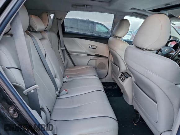 ✅ 2011 Toyota Venza • VIN: 4T3ZK3BB9BU046135 • Лот: 95068335. Опубликован ранее на Copart с пробегом 245 799 миль. Бесплатный доступ к архиву аукционных продаж из США и подробный отчёт об истории автомобиля на DreamBid. Изображение 11.