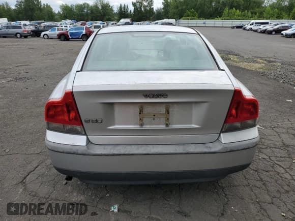 ✅ 2004 Volvo S60 • VIN: YV1RS61T642315855 • Lot: 62526535. Listed on Copart with 102,146 mi. Free auction sales archive from the USA and detailed vehicle history report at DreamBid. Image 6.