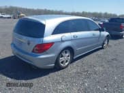 ✅ 2008 Mercedes-Benz R 3.5L • VIN: 4JGCB65E48A062615 • Лот: 42049171. Опубликован ранее на IAAI с пробегом 143 917 миль. Бесплатный доступ к архиву аукционных продаж из США и подробный отчёт об истории автомобиля на DreamBid. Изображение 4.