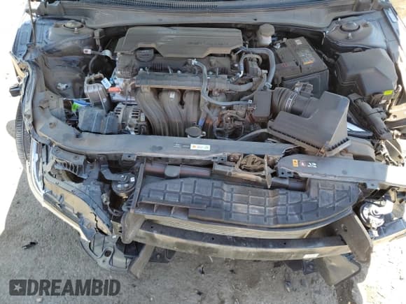 ✅ 2024 Hyundai Elantra SEL • VIN: KMHLM4DG3RU757170 • Lot: 54086265. Listed on Copart with 7,677 mi. Free auction sales archive from the USA and detailed vehicle history report at DreamBid. Image 11.