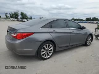 ✅ 2013 Hyundai Sonata GLS • VIN: 5NPEB4AC5DH732066 • Lot: 71598724. Listed on Copart with 145,215 mi. Free auction sales archive from the USA and detailed vehicle history report at DreamBid. Image 3.