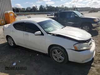 2010 Dodge Avenger R/T с VIN 1B3CC5FB9AN149281, выставлен на аукционе Copart как лот 72362664 с пробегом 148 535 миль миль и Списание • Salvage title. История ставок и продаж доступна на DreamBid. Изображение 4.