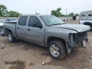 ✅ 2007 Chevrolet Silverado 1500 1LT • VIN: 2GCEC13J271510467 • Lot: 42184998. Wystawiony na IAAI z przebiegiem 258 558 mil. Bezpłatny archiwum sprzedaży aukcyjnych z USA i szczegółowy raport historii pojazdu na DreamBid. Zdjęcie 13.