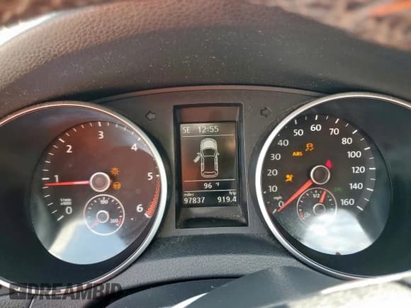 ✅ 2012 Volkswagen Golf TDI • VIN: WVWNM7AJ5CW124468 • Лот: 84703045. Опубликован ранее на Copart с пробегом 97 837 миль. Бесплатный доступ к архиву аукционных продаж из США и подробный отчёт об истории автомобиля на DreamBid. Изображение 9.