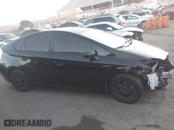 ✅ 2014 Toyota Prius Four • VIN: JTDKN3DU3E1746095 • Lot: 41119494. Wystawiony na IAAI z przebiegiem 84 258 mil. Bezpłatny archiwum sprzedaży aukcyjnych z USA i szczegółowy raport historii pojazdu na DreamBid. Zdjęcie 14.