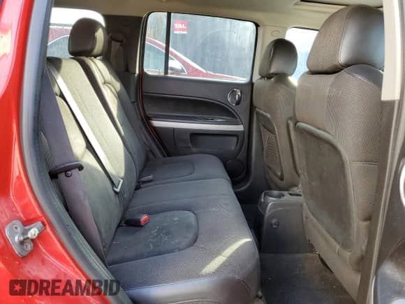 2009 Chevrolet HHR SS с VIN 3GNCA63XX9S515042, выставлен на аукционе Copart как лот 77810214 с пробегом 149 914 миль миль и На запчасти • Non repairable. История ставок и продаж доступна на DreamBid. Изображение 10.