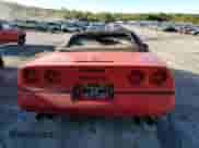 1990 Chevrolet Corvette z VIN 1G1YY3384L5111942, wystawiony jako Copart lot #75481214 z przebiegiem 91 731 mil mil oraz Szkoda całkowita • Salvage title. Historia ofert i sprzedaży dostępna na DreamBid. Obrazek 6.