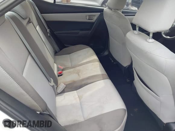 ✅ 2017 Toyota Corolla LE Eco • VIN: 5YFBPRHE9HP633199 • Lot: 41630366. Wystawiony na IAAI z przebiegiem 77 165 mil. Bezpłatny archiwum sprzedaży aukcyjnych z USA i szczegółowy raport historii pojazdu na DreamBid. Zdjęcie 8.