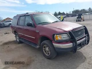 ✅ 2001 Ford Expedition • VIN: 1FMEU16W61LB26497 • Lot: 41820131. Wystawiony na IAAI z przebiegiem 150 049 mil. Bezpłatny archiwum sprzedaży aukcyjnych z USA i szczegółowy raport historii pojazdu na DreamBid. Zdjęcie 1.