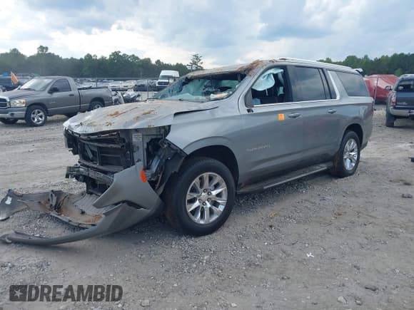 ✅ 2023 Chevrolet Suburban Premier • VIN: 1GNSCFKD7PR193814 • Лот: 43297796. Опубликован ранее на IAAI с пробегом 72 400 миль. Бесплатный доступ к архиву аукционных продаж из США и подробный отчёт об истории автомобиля на DreamBid. Изображение 2.