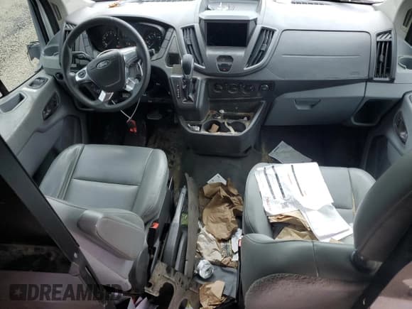 ✅ 2015 Ford Transit Cargo • VIN: 1FTNR2XM4FKA89035 • Lot: 56296685. Listed on Copart with 256,386 mi. Free auction sales archive from the USA and detailed vehicle history report at DreamBid. Image 8.