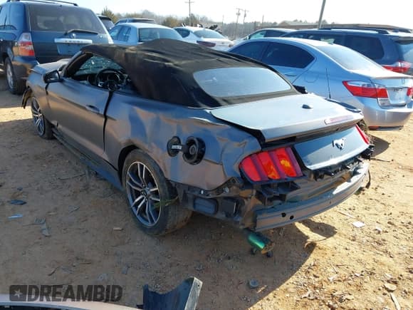 ✅ 2017 Ford Mustang EcoBoost Premium • VIN: 1FATP8UH6H5201817 • Lot: 41408420. Wystawiony na IAAI z przebiegiem 92 391 mil. Bezpłatny archiwum sprzedaży aukcyjnych z USA i szczegółowy raport historii pojazdu na DreamBid. Zdjęcie 3.