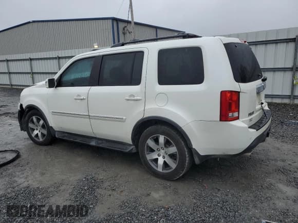✅ 2015 Honda Pilot Touring • VIN: 5FNYF4H95FB035929 • Lot: 90601325. Wystawiony na Copart z przebiegiem 181 799 mil. Bezpłatny archiwum sprzedaży aukcyjnych z USA i szczegółowy raport historii pojazdu na DreamBid. Zdjęcie 2.