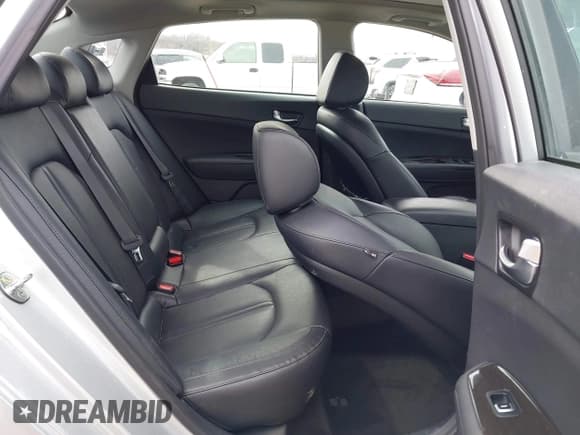 ✅ 2020 Kia Optima EX Premium • VIN: 5XXGU4L15LG413176 • Лот: 41619443. Опубликован ранее на IAAI с пробегом 56 141 миль. Бесплатный доступ к архиву аукционных продаж из США и подробный отчёт об истории автомобиля на DreamBid. Изображение 8.