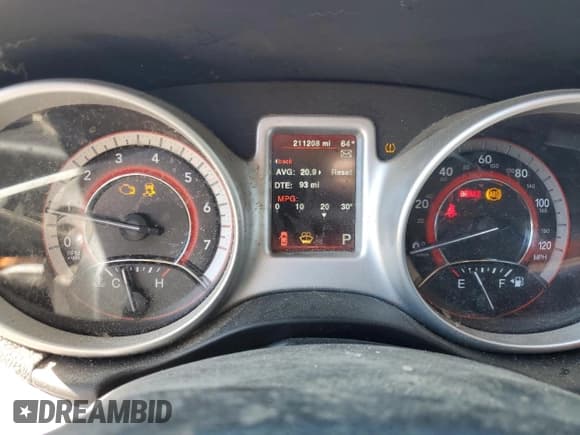 ✅ 2017 Dodge Journey SXT • VIN: 3C4PDCBG6HT577404 • Lot: 84917925. Listed on Copart with 211,208 mi. Free auction sales archive from the USA and detailed vehicle history report at DreamBid. Image 9.