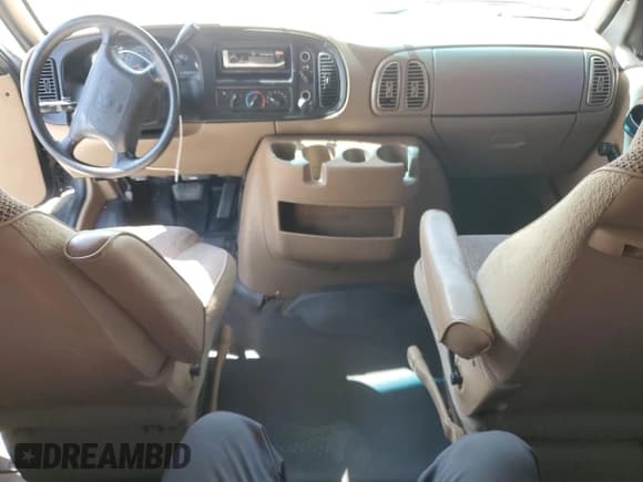 ✅ 2000 Dodge Passenger • VIN: 2B5WB35Z7YK159467 • Lot: 60663745. Listed on Copart with 137,882 mi. Free auction sales archive from the USA and detailed vehicle history report at DreamBid. Image 8.