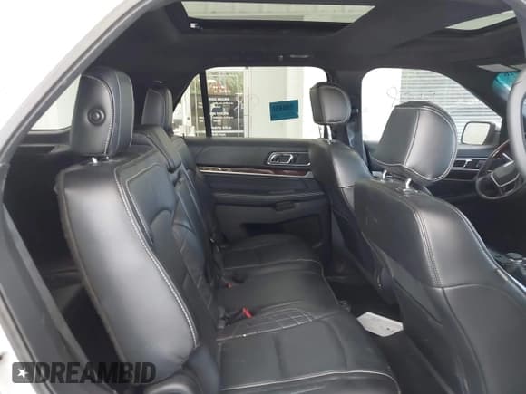 ✅ 2016 Ford Explorer Platinum • VIN: 1FM5K8HT9GGC64408 • Lot: 42138976. Listed on IAAI with 143,540 mi. Free auction sales archive from the USA and detailed vehicle history report at DreamBid. Image 8.