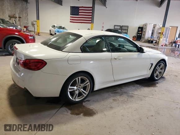 ✅ 2018 BMW 4 Series 430i xDrive • VIN: WBA4Z3C57JEA32092 • Lot: 83962515. Wystawiony na Copart z przebiegiem 52 092 mil. Bezpłatny archiwum sprzedaży aukcyjnych z USA i szczegółowy raport historii pojazdu na DreamBid. Zdjęcie 3.