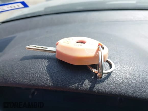 ✅ 2004 BMW 3 Series 325Ci • VIN: WBABW33454PL25129 • Lot: 42027355. Listed on IAAI with 124,681 mi. Free auction sales archive from the USA and detailed vehicle history report at DreamBid. Image 11.