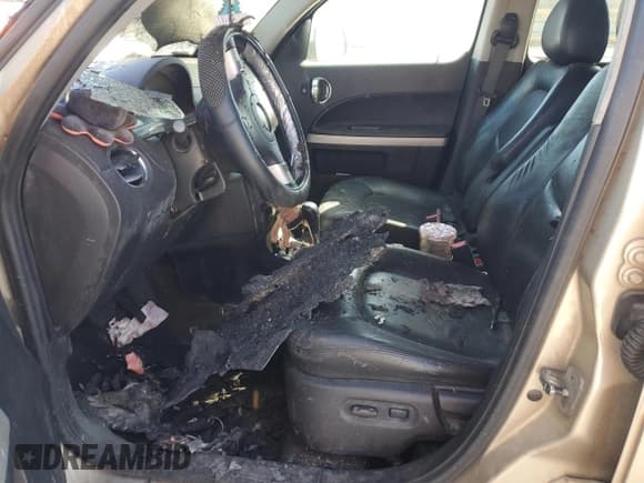 ✅ 2007 Chevrolet HHR LT • VIN: 3GNDA23DX7S601659 • Lot: 47464675. Listed on Copart with Not provided. Free auction sales archive from the USA and detailed vehicle history report at DreamBid. Image 7.