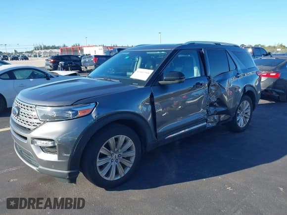 ✅ 2023 Ford Explorer Limited • VIN: 1FMSK7FH3PGA92694 • Lot: 43461398. Wystawiony na IAAI z przebiegiem 47 759 mil. Bezpłatny archiwum sprzedaży aukcyjnych z USA i szczegółowy raport historii pojazdu na DreamBid. Zdjęcie 17.