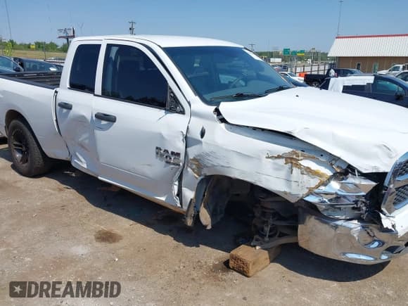 ✅ 2019 Ram 1500 Tradesman • VIN: 1C6RR6FG2KS704851 • Lot: 42886893. Listed on IAAI with 68,666 mi. Free auction sales archive from the USA and detailed vehicle history report at DreamBid. Image 19.