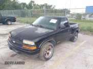 ✅ 1999 Chevrolet S-10 • VIN: 1GCCS144XX8211180 • Лот: 42739380. Опубликован ранее на IAAI с пробегом 189 557 миль. Бесплатный доступ к архиву аукционных продаж из США и подробный отчёт об истории автомобиля на DreamBid. Изображение 2.