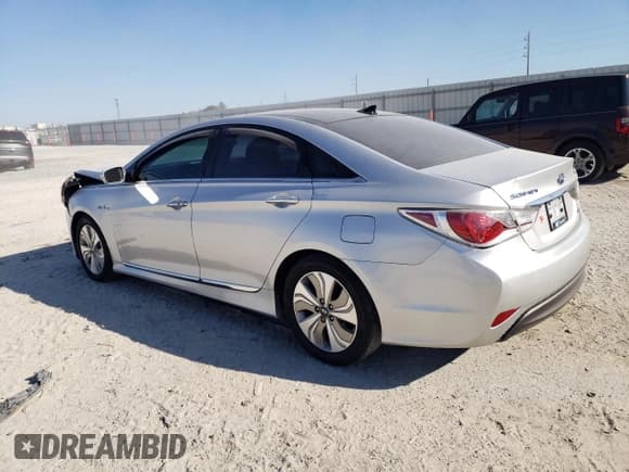 ✅ 2014 Hyundai Sonata Limited • VIN: KMHEC4A4XEA103770 • Лот: 85468874. Опубликован ранее на Copart с пробегом 108 252 миль. Бесплатный доступ к архиву аукционных продаж из США и подробный отчёт об истории автомобиля на DreamBid. Изображение 2.