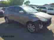 ✅ 2011 Hyundai Tucson Limited • VIN: KM8JUCAC3BU192055 • Lot: 43063727. Listed on IAAI with 214,573 mi. Free auction sales archive from the USA and detailed vehicle history report at DreamBid. Image 1.