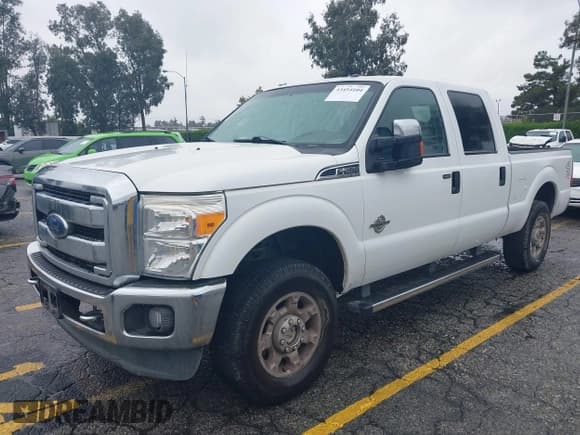 ✅ 2015 Ford F-250 Lariat • VIN: 1FT7W2BT7FEC06380 • Lot: 43454104. Wystawiony na IAAI z przebiegiem 92 388 mil. Bezpłatny archiwum sprzedaży aukcyjnych z USA i szczegółowy raport historii pojazdu na DreamBid. Zdjęcie 17.