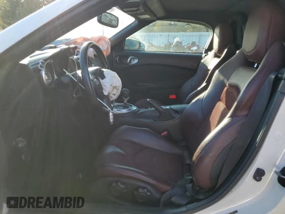 ✅ 2010 Nissan 370Z Touring • VIN: JN1AZ4FH6AM300136 • Лот: 86451665. Опубликован ранее на Copart с пробегом 128 985 миль. Бесплатный доступ к архиву аукционных продаж из США и подробный отчёт об истории автомобиля на DreamBid. Изображение 7.