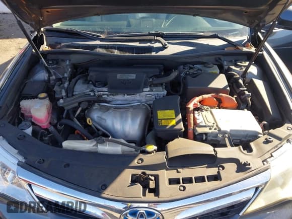 ✅ 2014 Toyota Camry LE • VIN: 4T1BD1FK1EU114144 • Lot: 43656987. Wystawiony na IAAI z przebiegiem 95 354 mil. Bezpłatny archiwum sprzedaży aukcyjnych z USA i szczegółowy raport historii pojazdu na DreamBid. Zdjęcie 10.