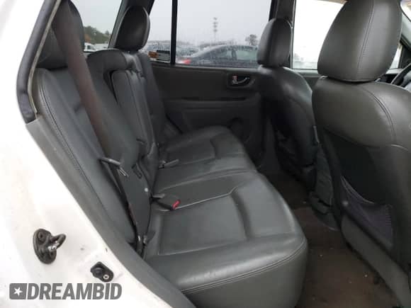 2004 Hyundai Santa Fe GLS с VIN KM8SC13E24U817414, выставлен на аукционе Copart как лот 52744954 с пробегом 170 833 миль миль и На запчасти • Non repairable. История ставок и продаж доступна на DreamBid. Изображение 10.